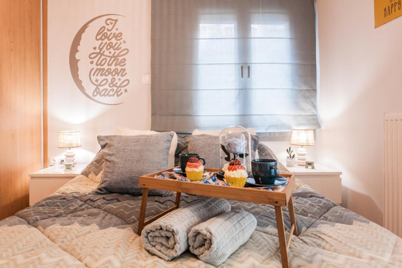 Luxury Seaside Apartment Next To Starbucks Opossite The Beach Park Of Flisvos Athen Eksteriør bilde